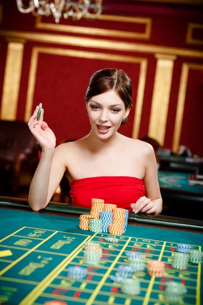 crazy77888 Slots MMK ငွေ Wave Money KBZPay AYA Pay ဖြင့် ငွေသွင်းကစားနည်း